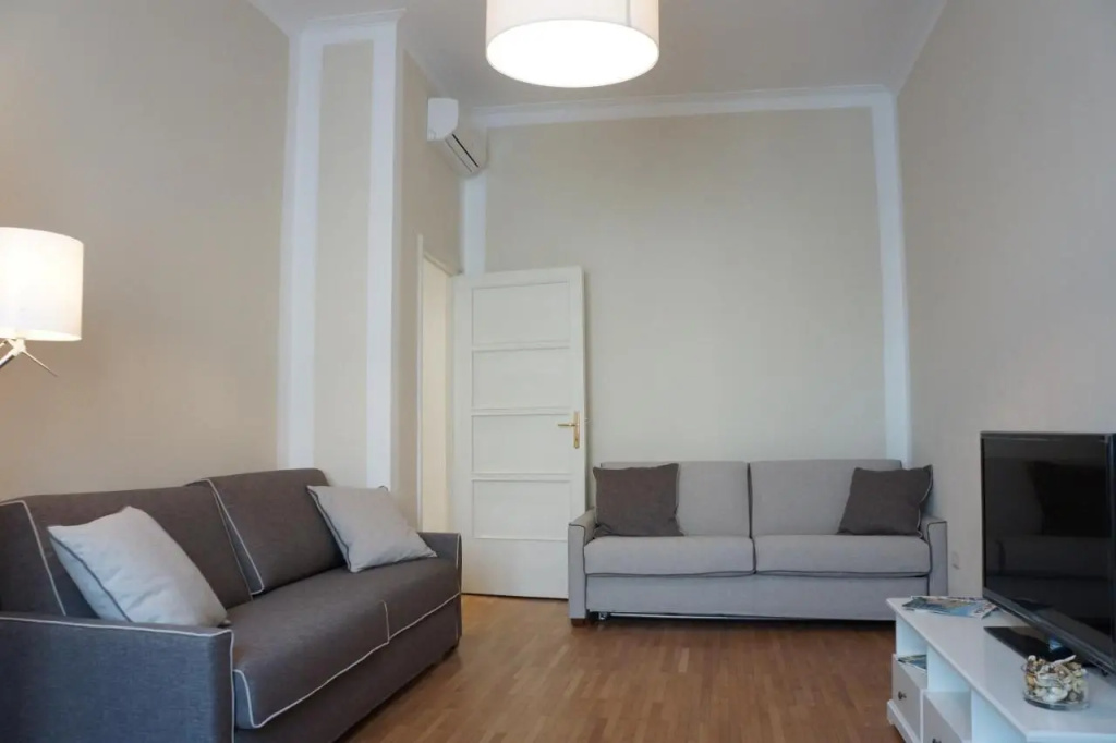 Apartment Papiniano 38