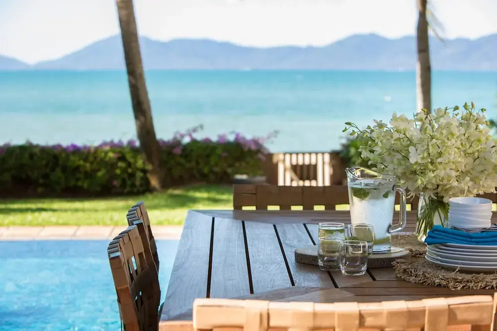 Miskawaan Beachfront Villas
