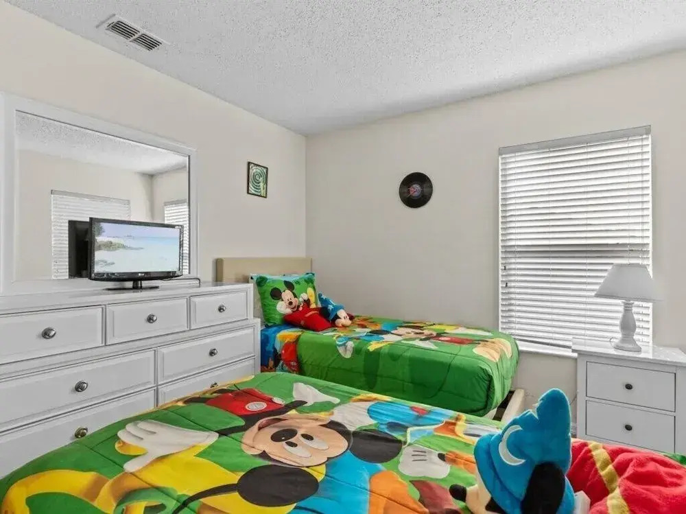 Lake View Pool Home With Game Room
