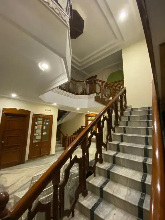 KP Suites Metro