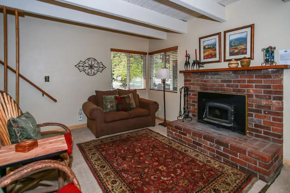 Red Door Cabin 1495 by RedAwning
