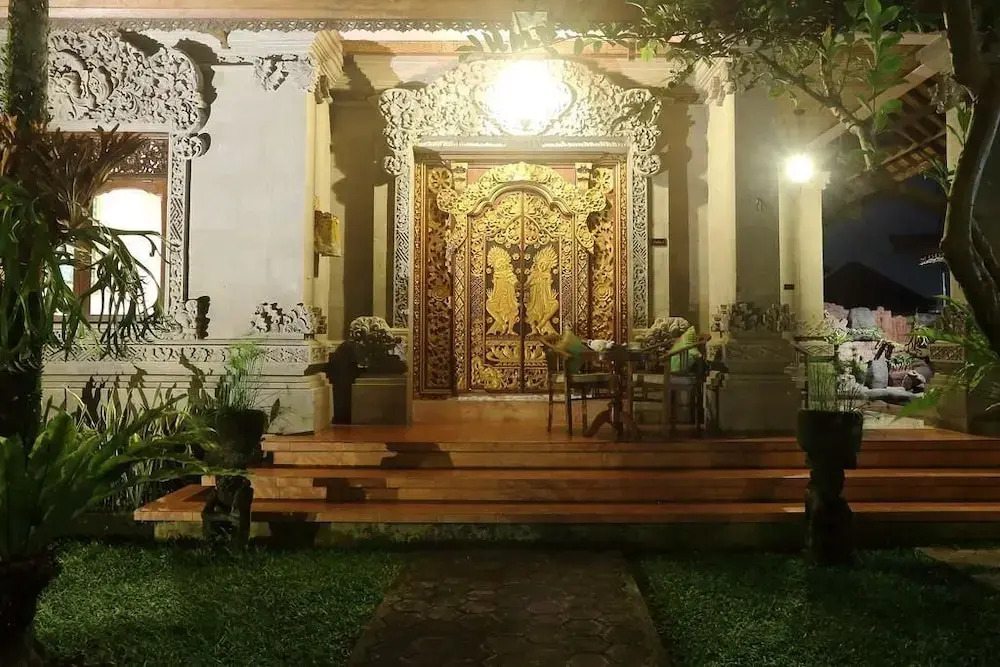 Nyoman Ada Resort