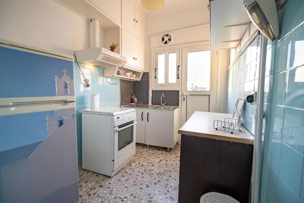 Dimotiko Theatro metro st. 1 bedroom 4 pers. flat