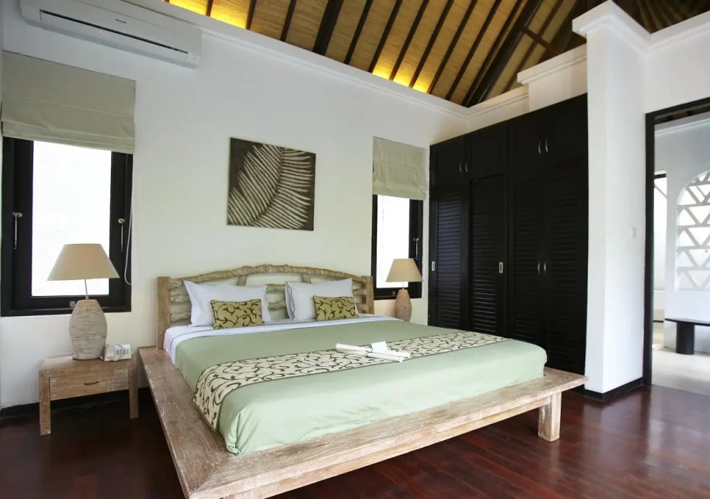 Artemis Villa Hotel