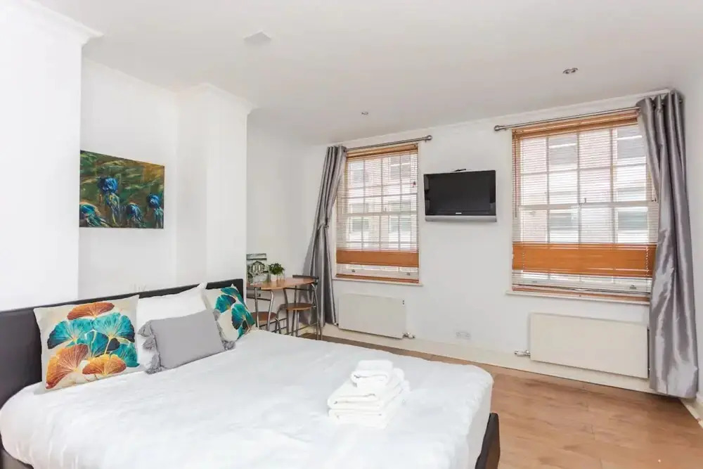 Lovely London Studio Apartment Near Trendy Shoreditch