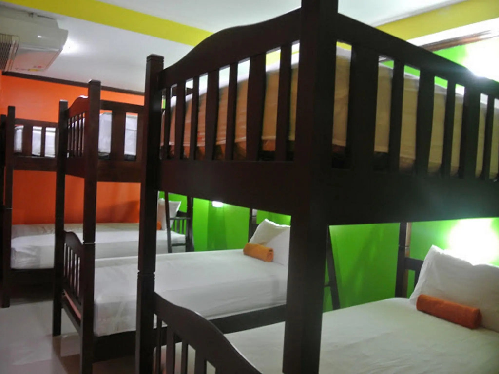 Silla Patong Boutique - Beach Walk Access