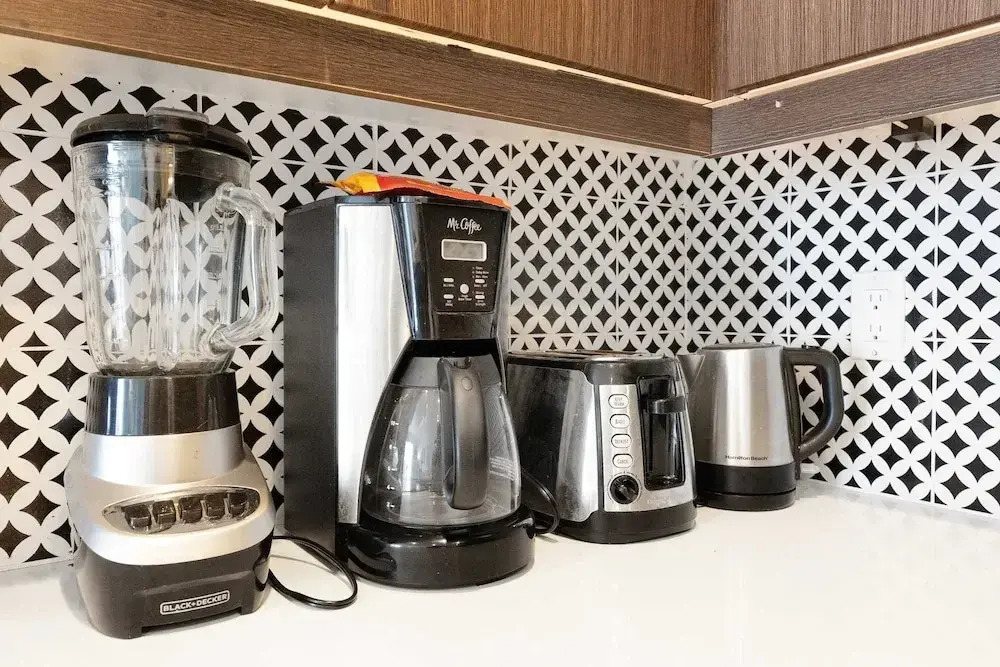 Stylish 2BR Family Apartment by Dtla