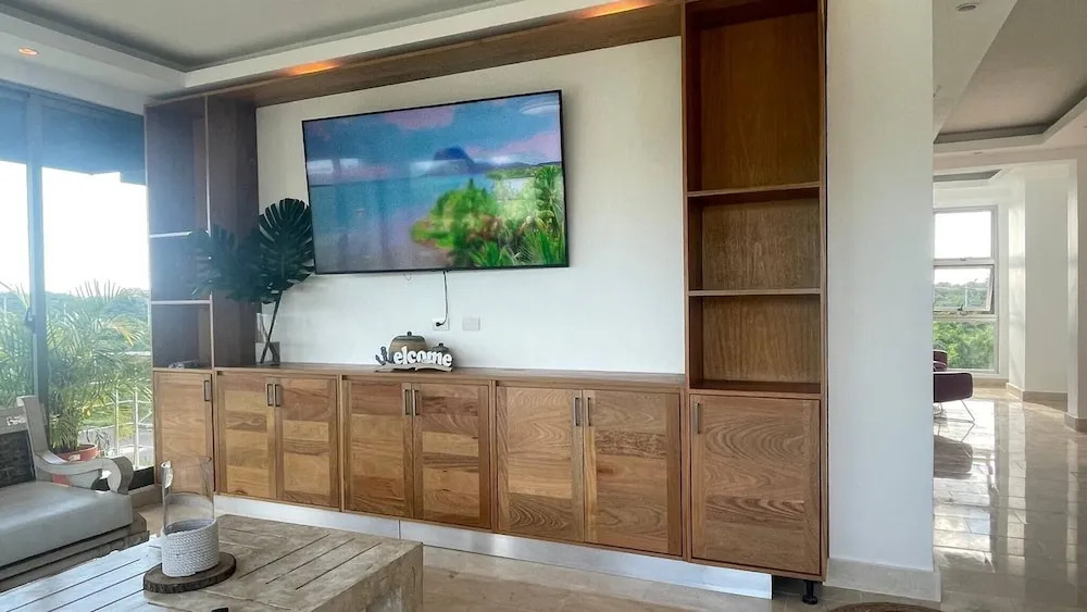 Spacious 3-bedroom Apartment With Pool Access in Juan Dolio