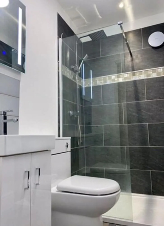 Hillcrest Studio Apartments