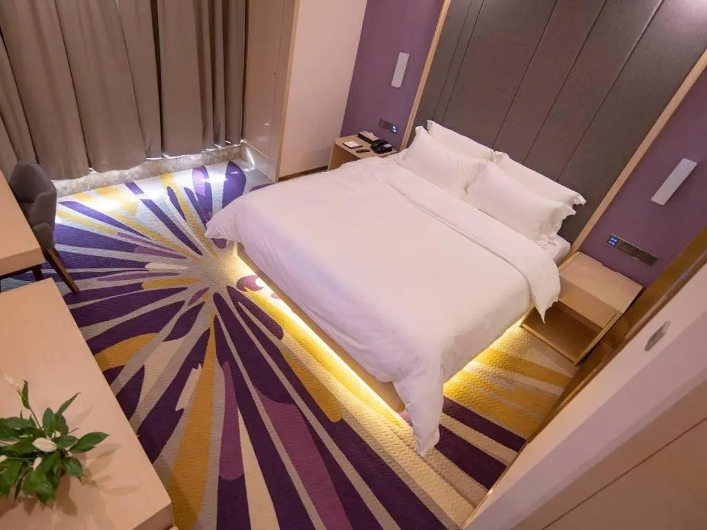 Lavande Hotel·Bazhong Fortune Center