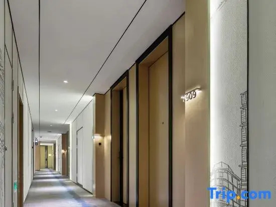 The Hotel V (Shanghai Hongqiao Hub)