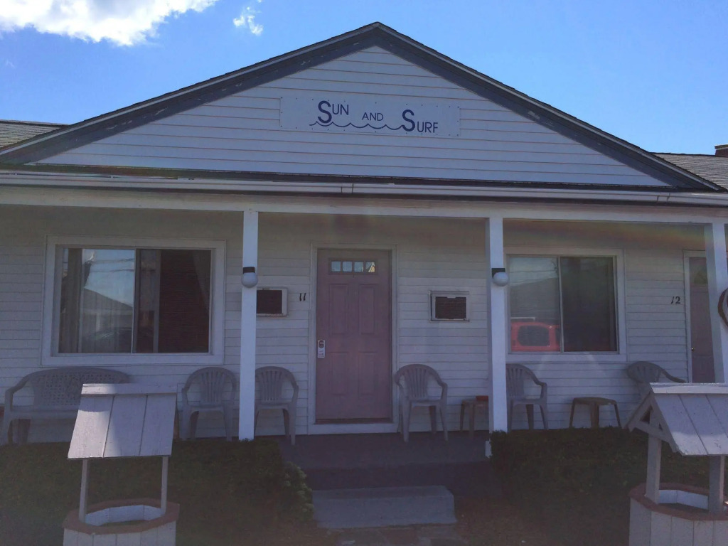 Sun and Surf Motel