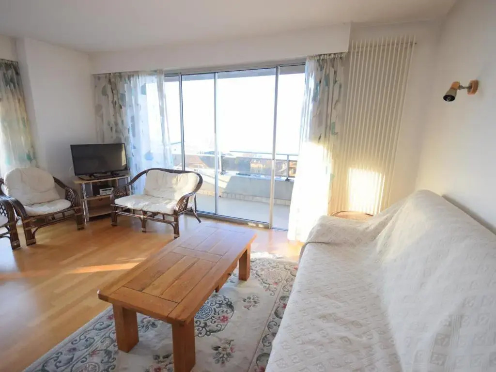 Appartement Évian-les-Bains, 2 pièces, 4 personnes - FR-1-498-13