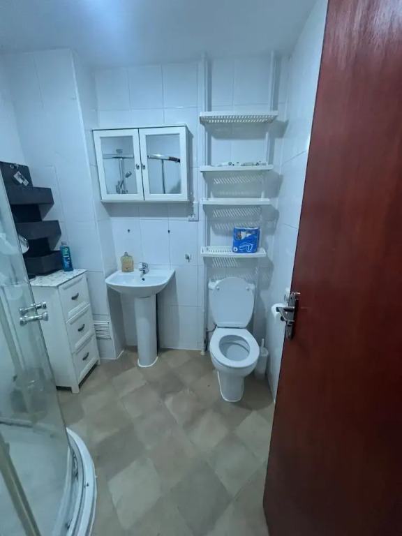 Stylish 1-bed Apartment- Sleeps 3 w/ Central Links