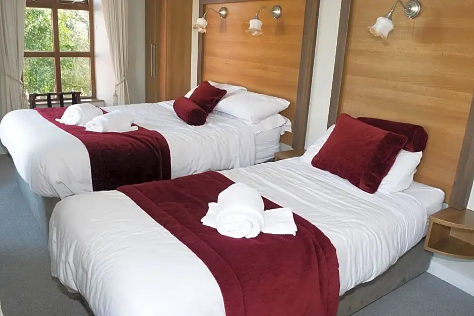 Ravine Hotel