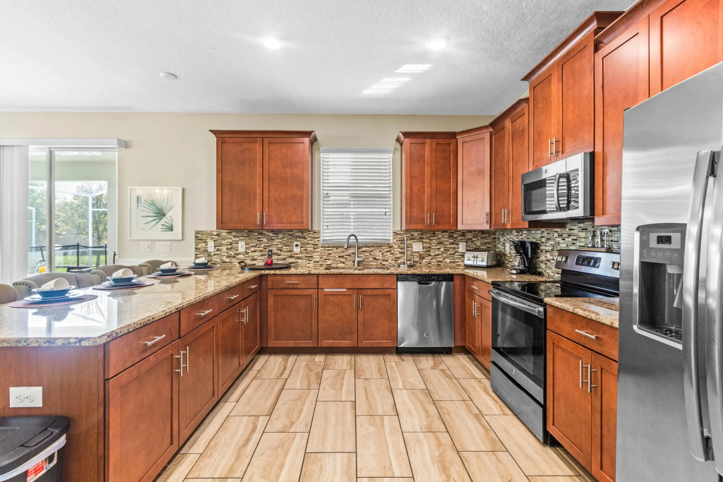 1546MVD00, Davenport , US