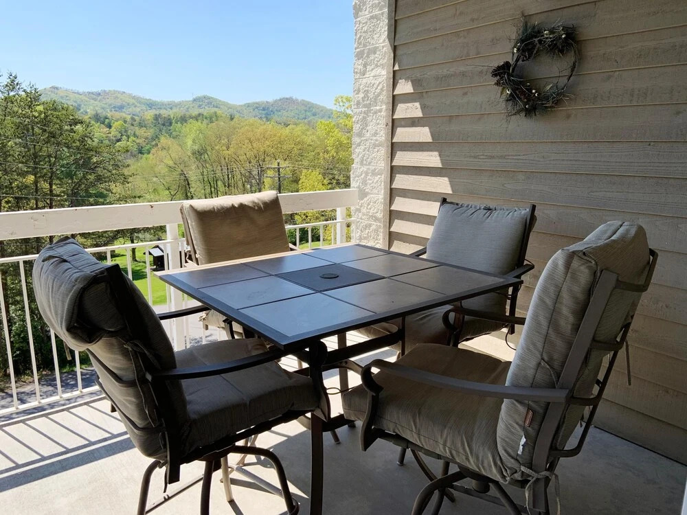 Whispering Pines 622