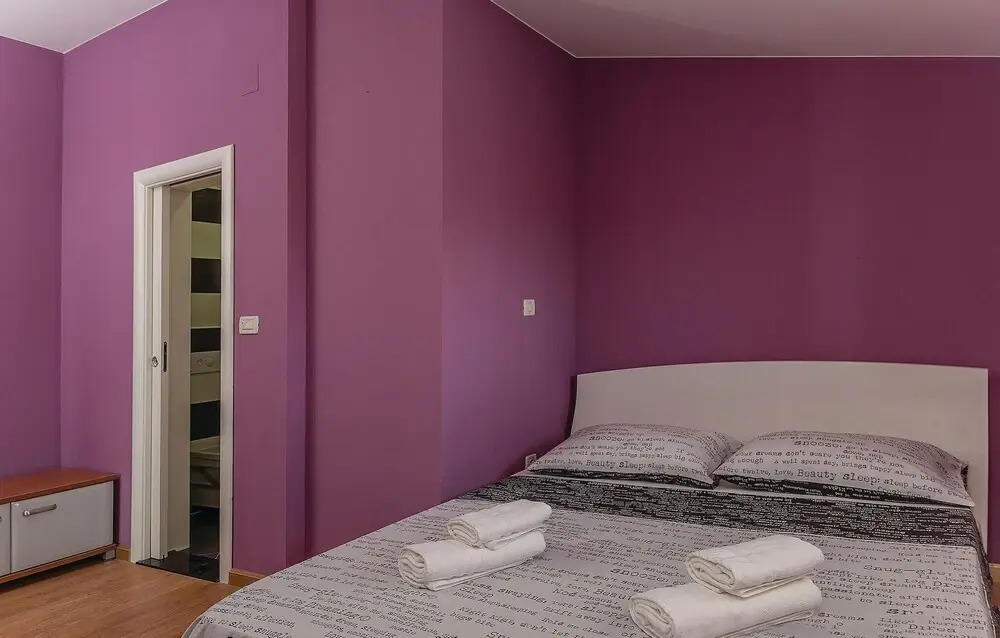 Nice Home in Kastel Novi With Sauna, Wifi and 8 Bedrooms