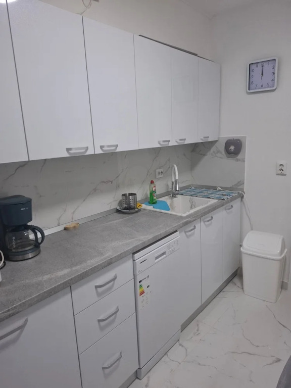 Apartment, 3 Rooms,nearby Piata Victoriei and Gara de Nord, Main Railwaystation