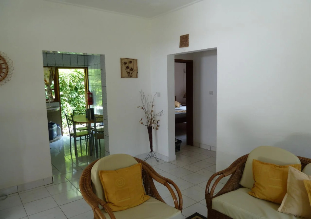 Tannette Villa
