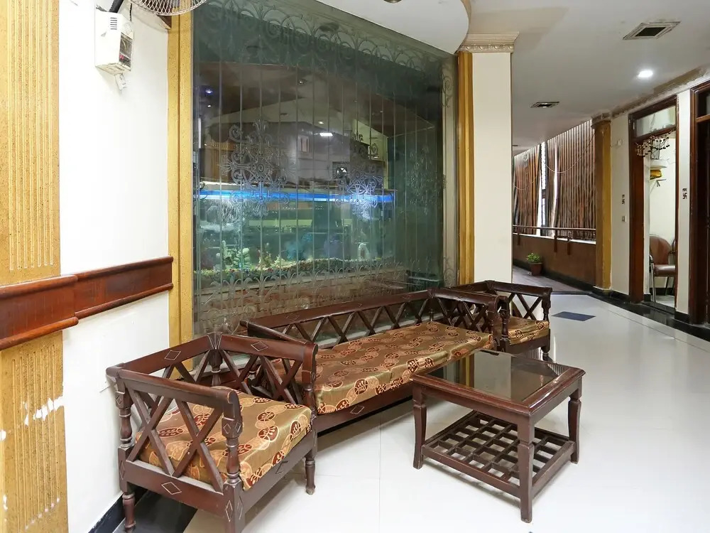 Minar Hotel