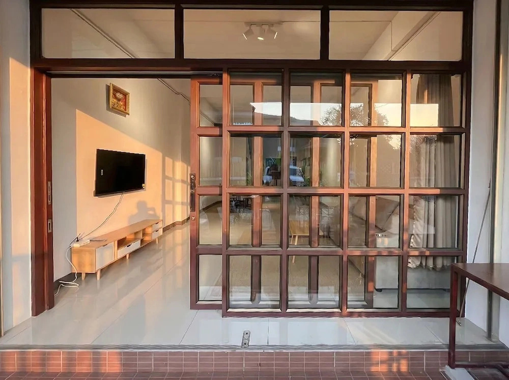 บ้านเงินวัวลาย BaanNgern Wualai Townhouse