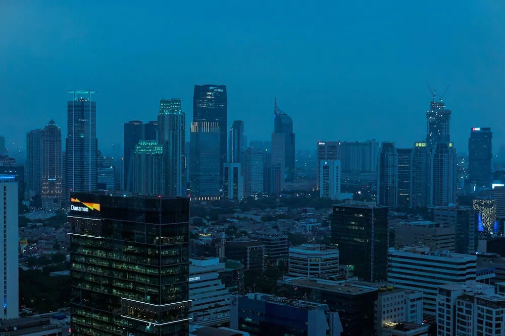 Modern Furnished 2BR at The Empyreal Condominium Epicentrum Apartment