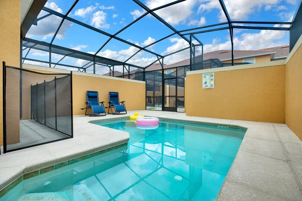 Paradise Palms - 2929 Buccaneer Palm Road