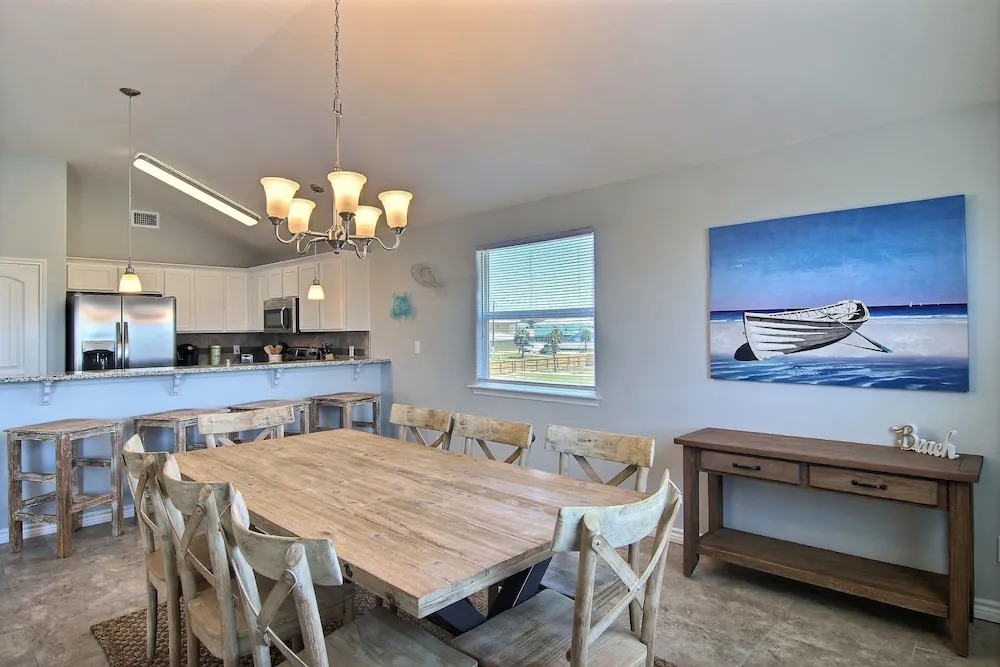 Cloud 9 3 Bedrooms 2 Bathrooms Home