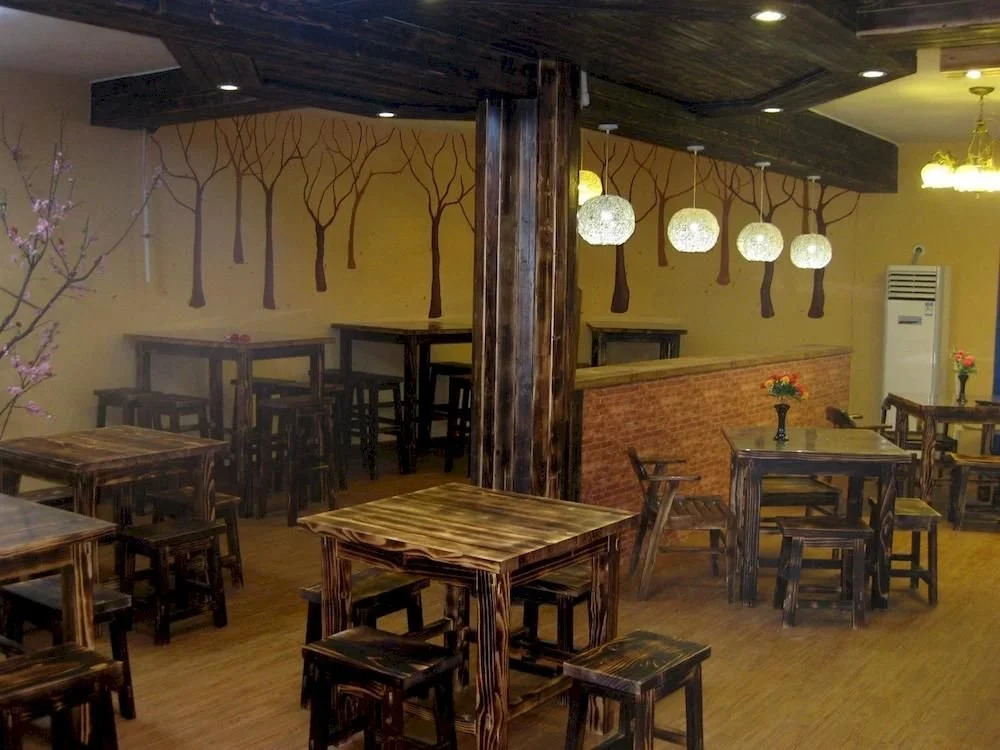 Penglai Yi Jia Express Hotel