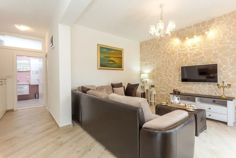 Villa Capitis in the Centre- Luxury Apartment with Swimming Pool