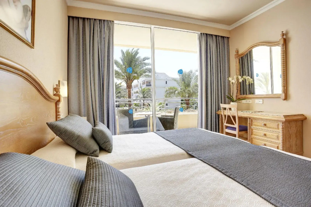 Grupotel Natura Playa