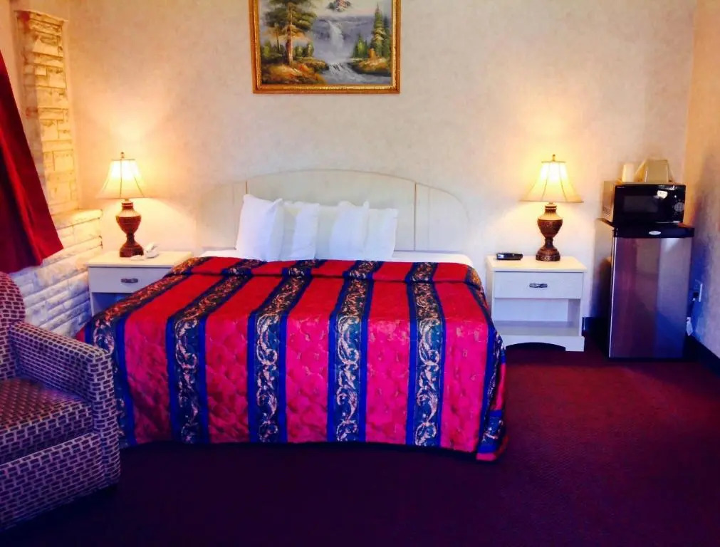 Red Carpet Inn & Suites Hammonton NJ Route-30E