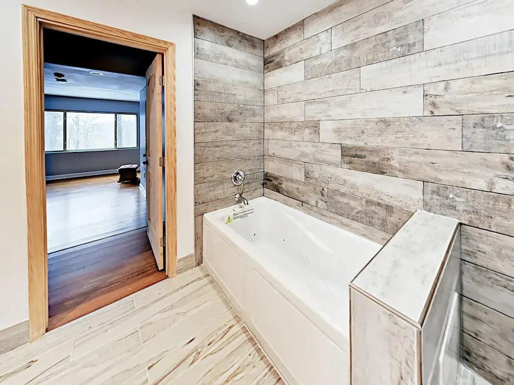 Dynasty - 4 Br Home