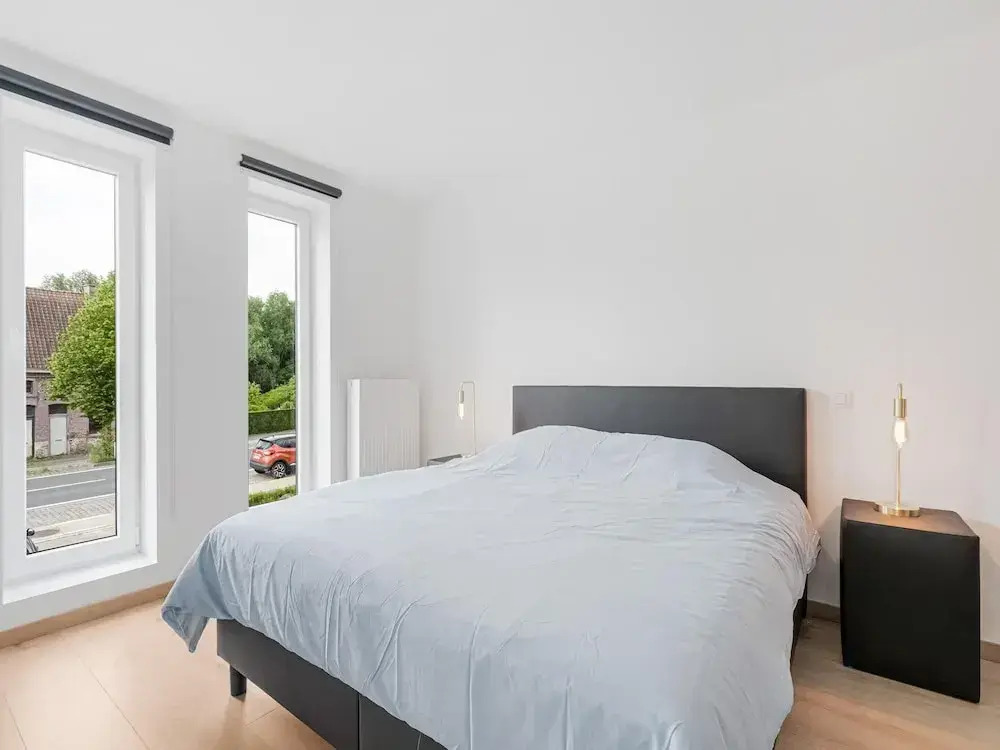 Modern holiday home in Ronse with garden