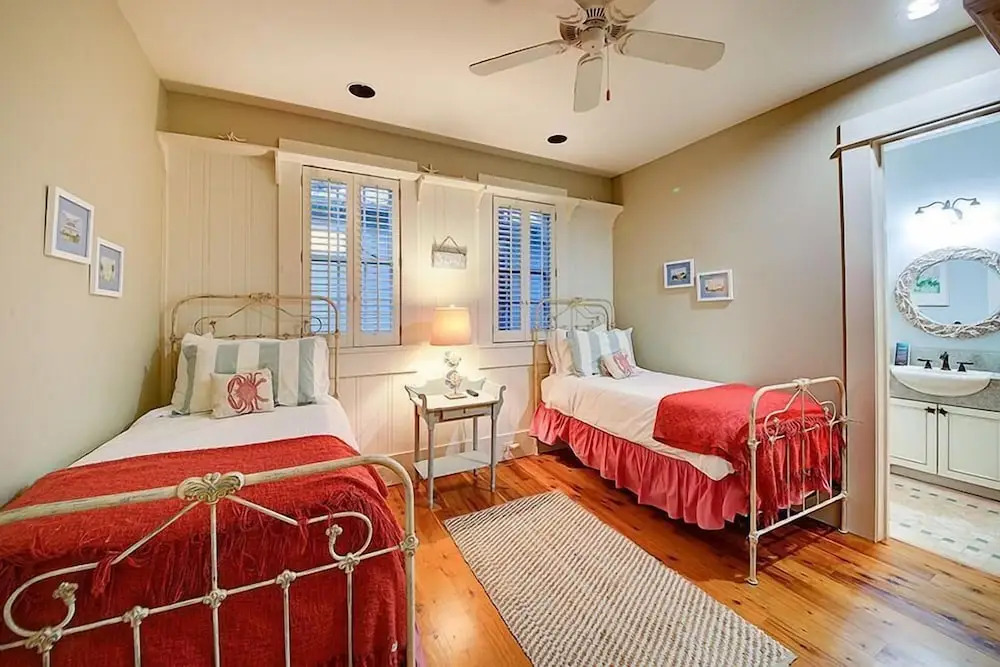 Serendipity 3 Bedroom Holiday Home by Five Star Properties