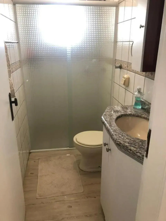 Apto 3 dorm completo - 100m Praia - Meia Praia