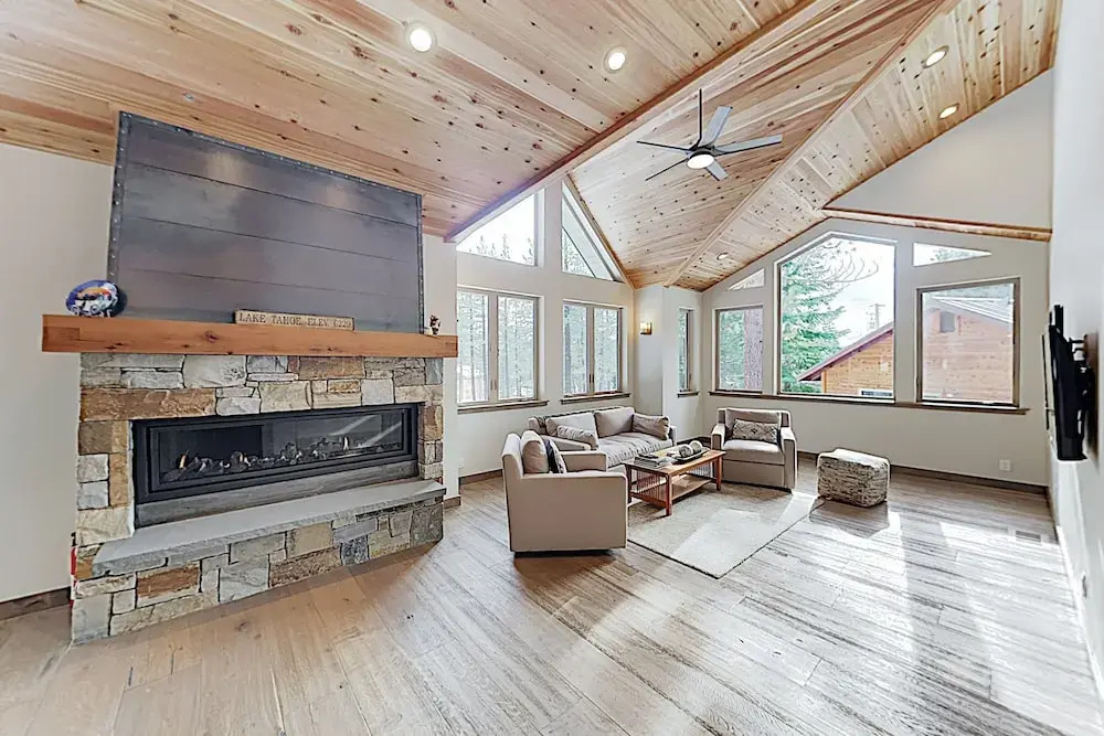 New Listing! Custom Alpine Home w/ Private Hot Tub home