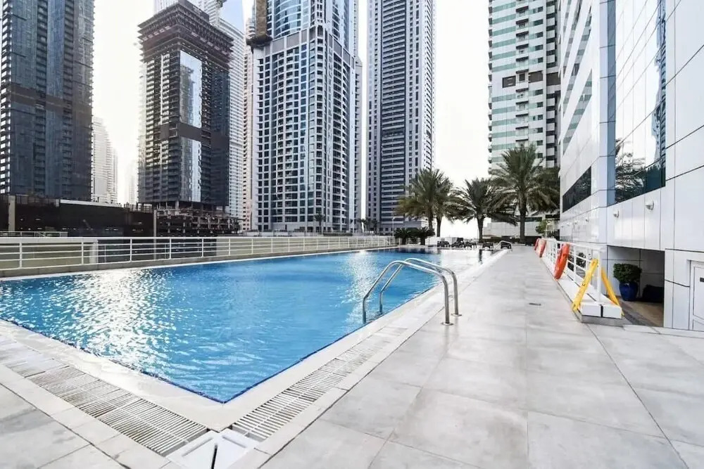 SuperHost- Premium 1BR with Partial Marina View
