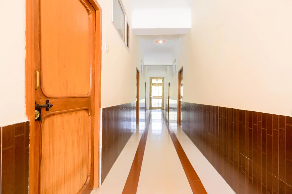 OYO 69682 Hotel Sheetal Valley