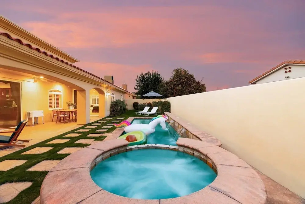 Amarilla by Avantstay Peaceful Paradise w/ Pool, Spa & Theatre Room