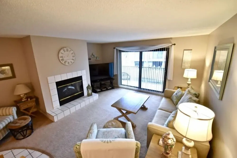 Seawinds 77 - Remodeled Sea Winds 2 Bedroom Steps to the Pool Lagoon View