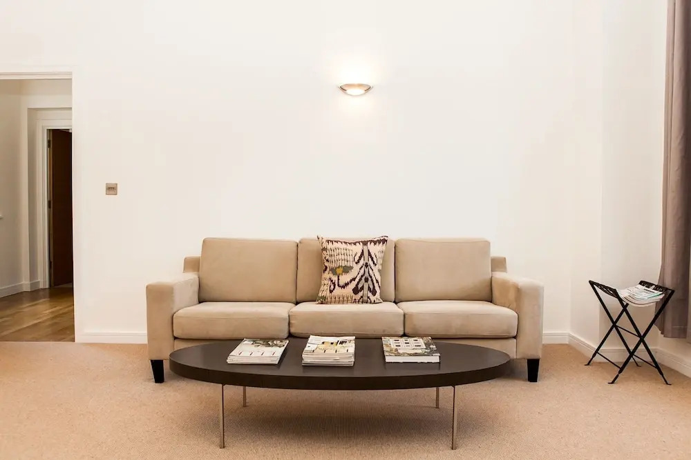 Luxurious and Spacious 3 Bed in Battersea