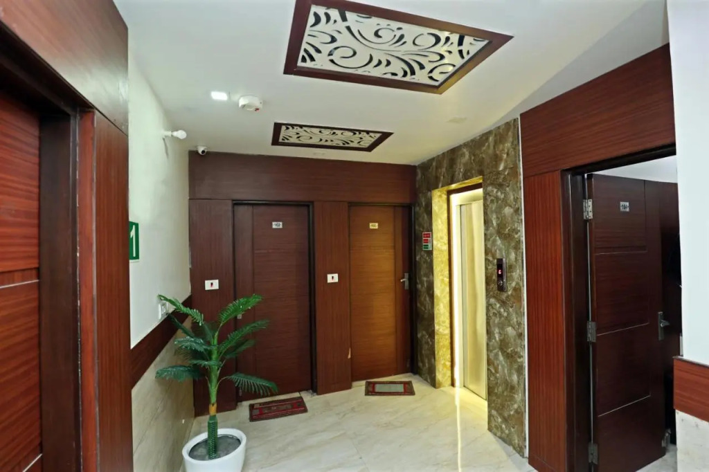 Hotel O Toto International