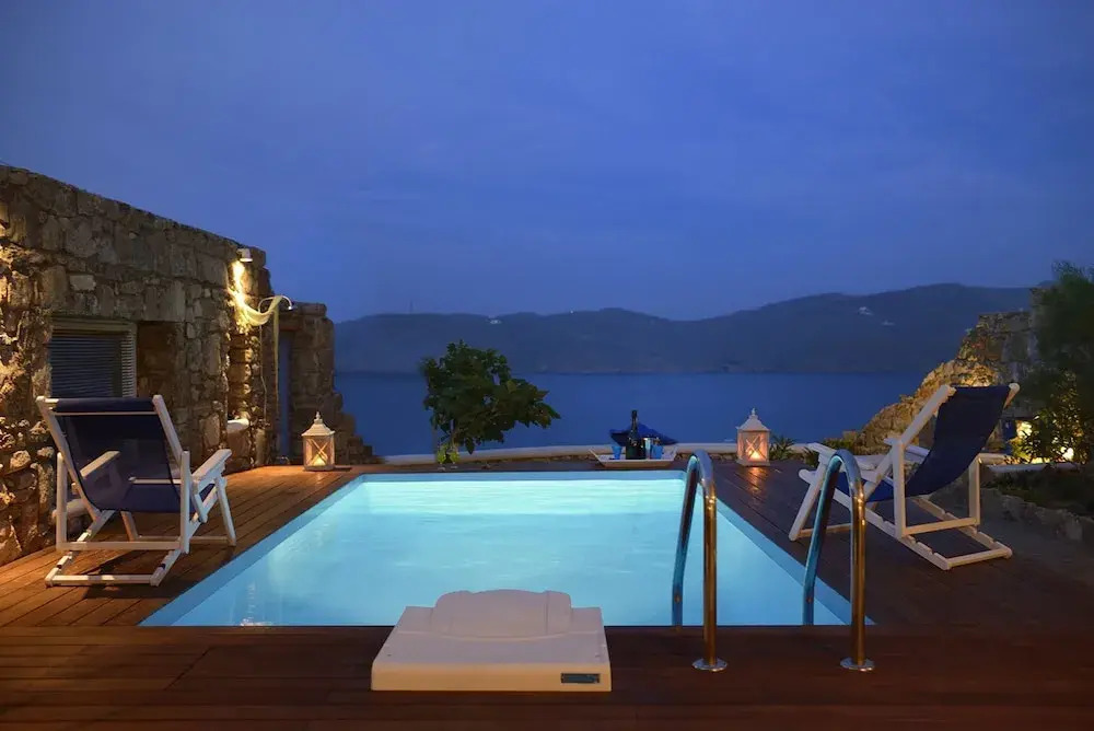 Aiolos Villas