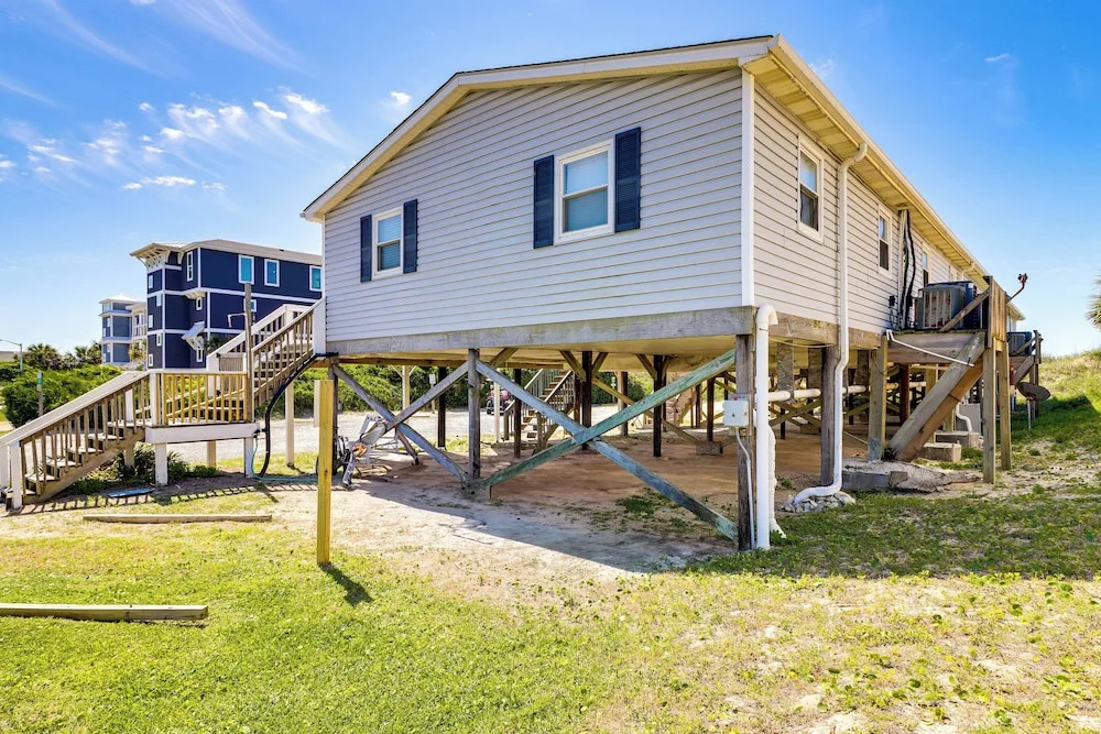 Oak Island Condo w/ Ocean View: Steps to Beach!