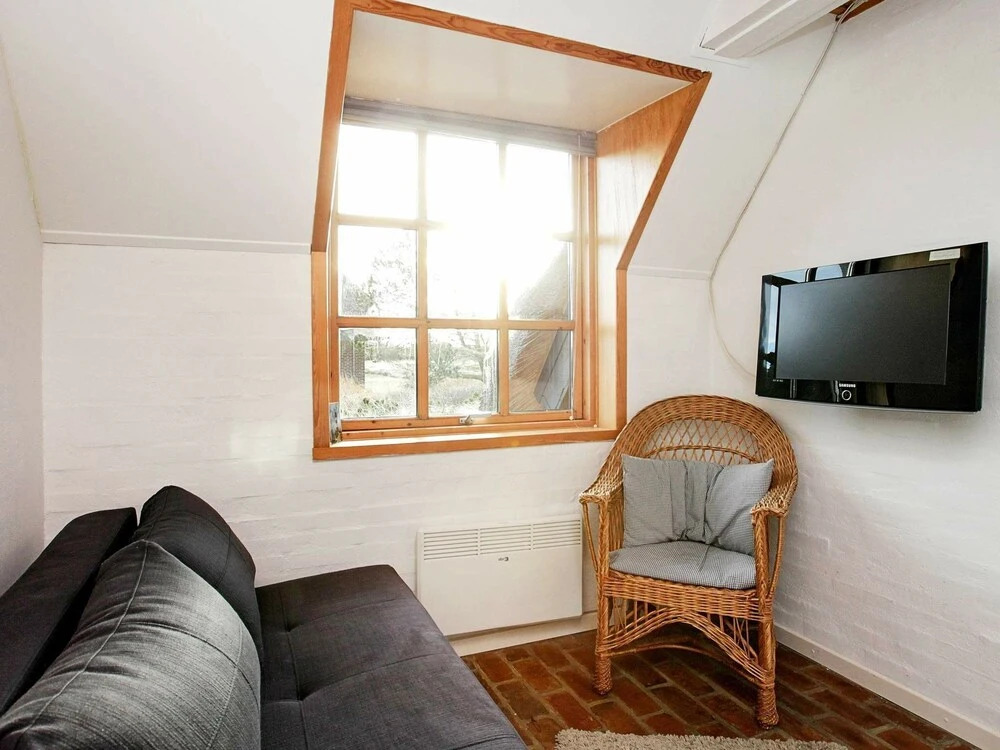 Cozy Holiday Home With Roofed Terrace in Hvide Sande