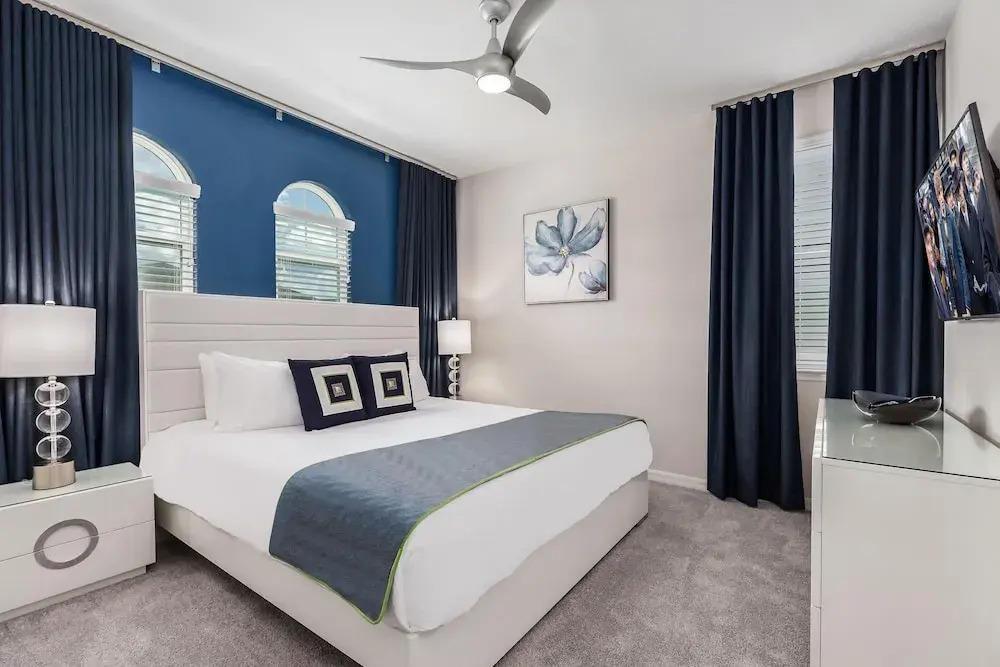 Sr007v: 9 Bed, Star Wars, Toy Story, Ping Pong