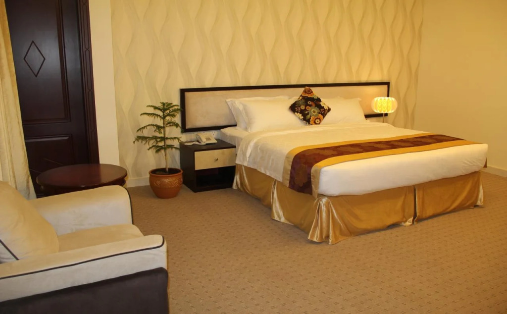 Peninsula Hotel