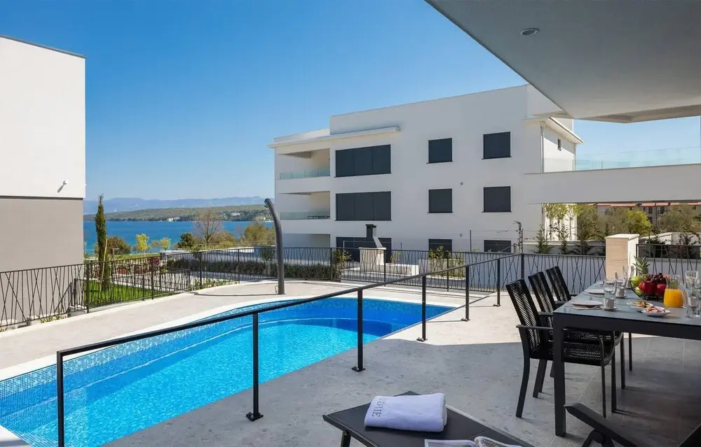 Lovely Apartment In Zidarici